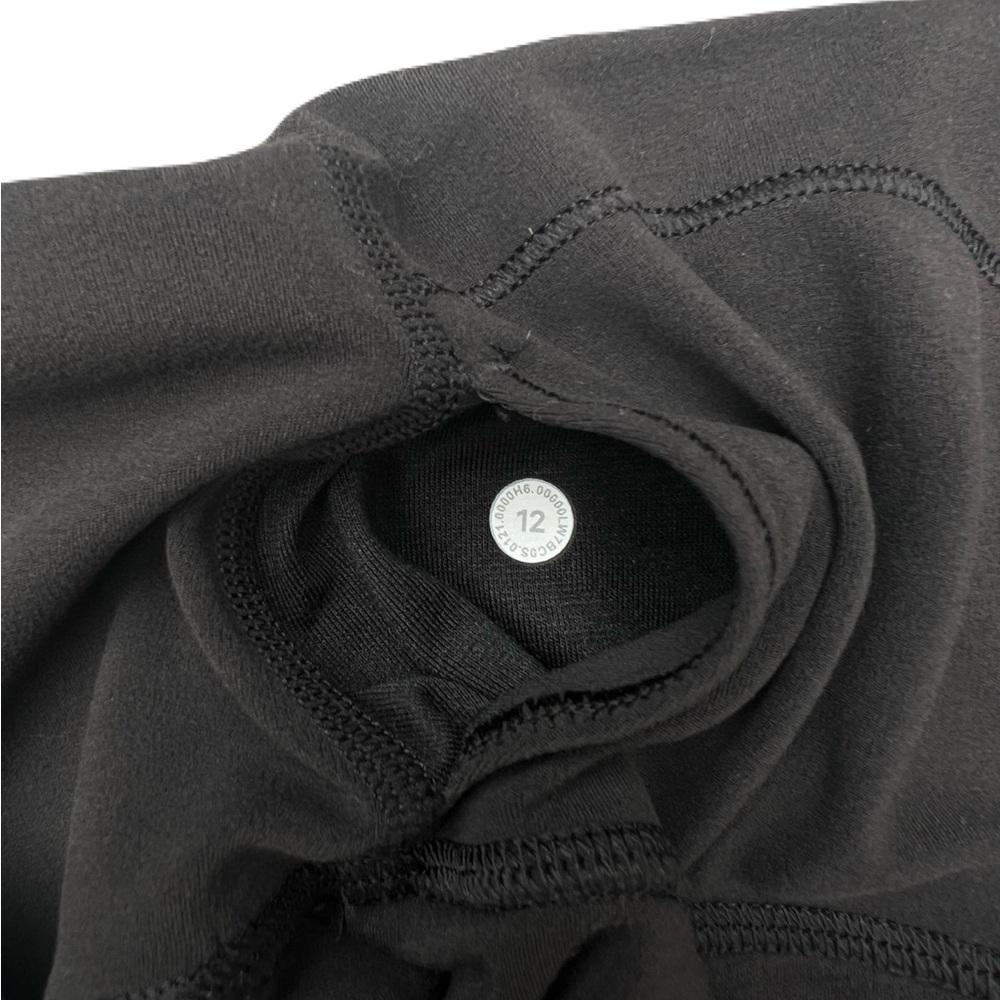 Lululemon Wunder Train High-Rise Short 8" NEVER WORN - Picture 3 of 3